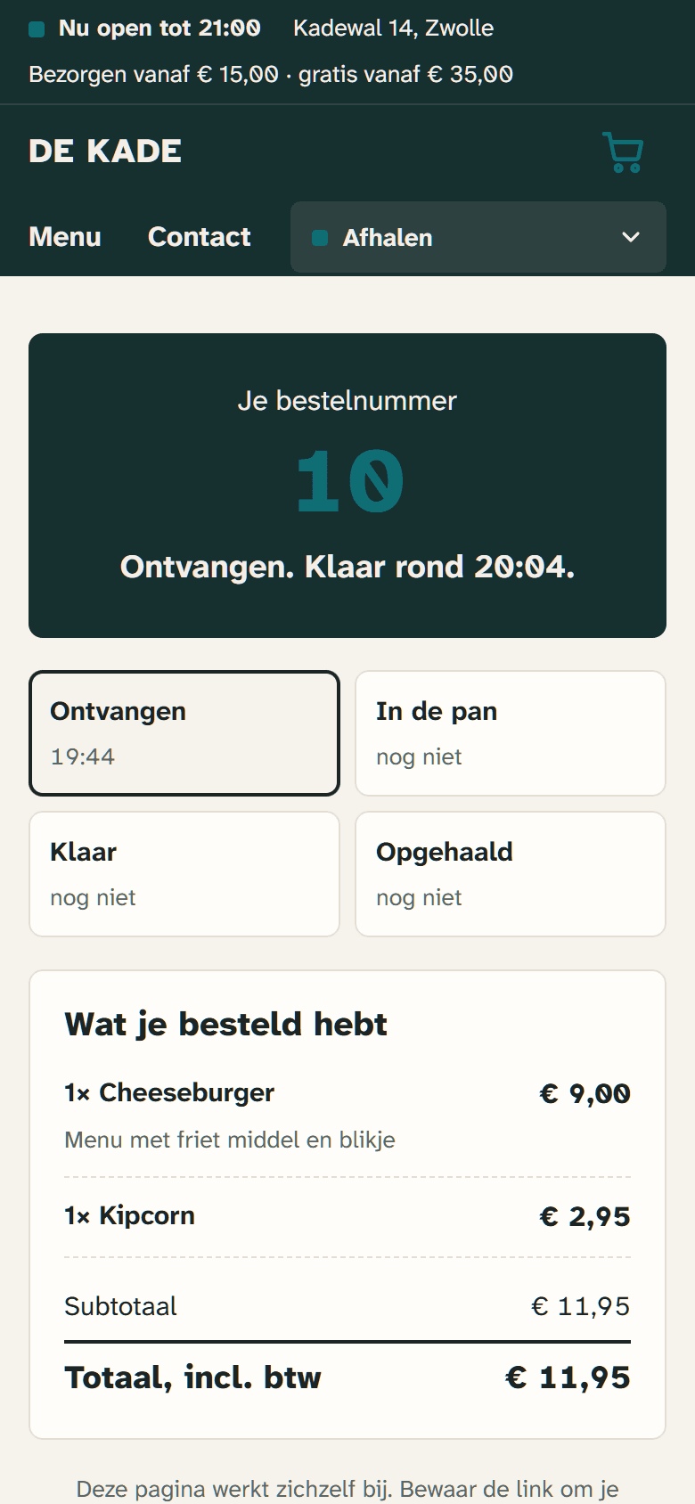 De bestelsite van Eethuis De Kade op een telefoon: de statuspagina van een zojuist ontvangen bestelling, met het bestelnummer, hoe laat hij klaar is en wat er besteld is.